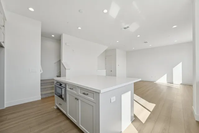 $1,174,961 | 1933 Grand Street, Alameda, CA 94501