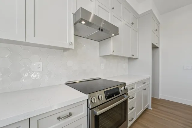 $1,174,961 | 1933 Grand Street, Alameda, CA 94501