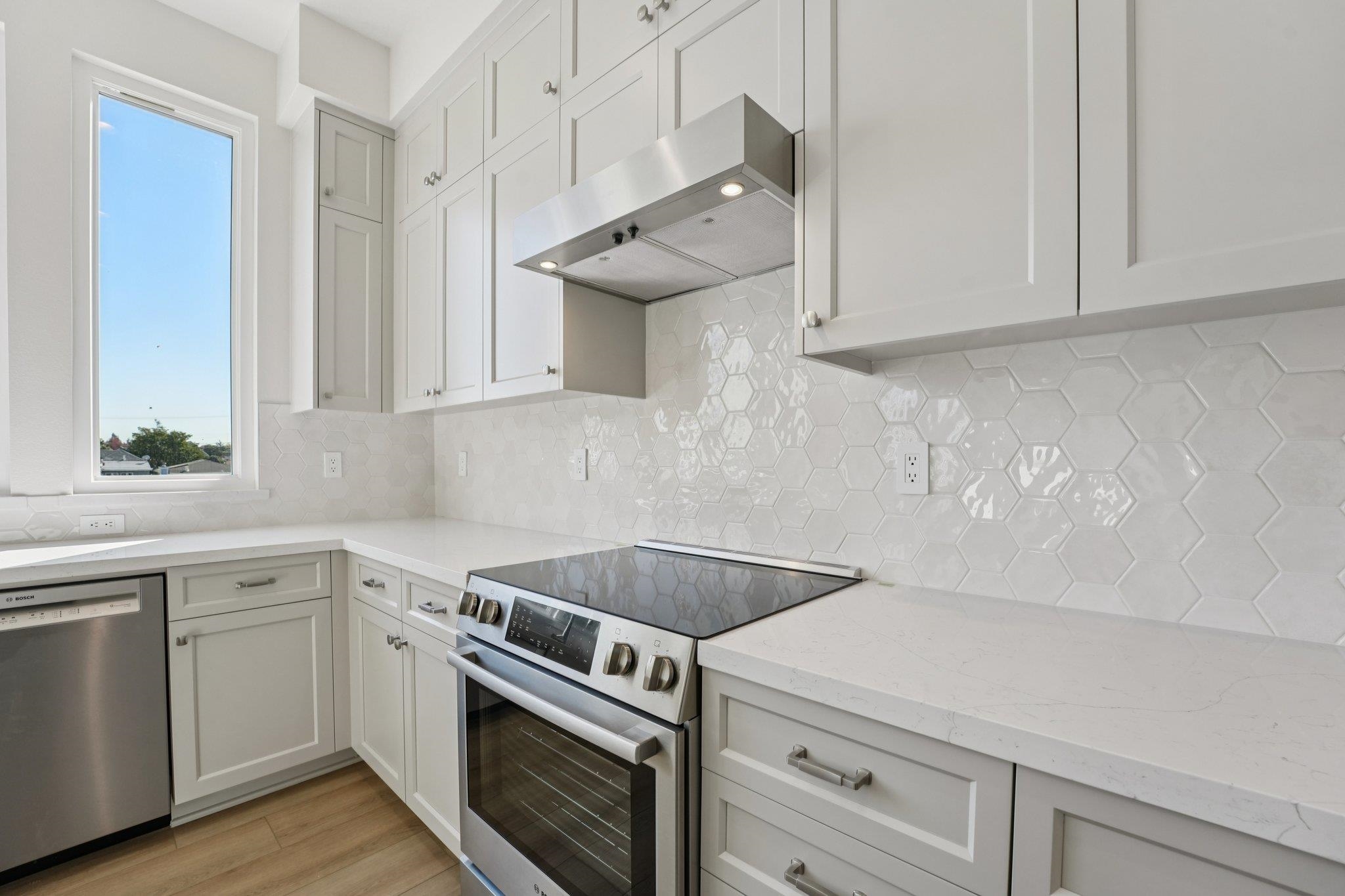 1933 Grand Street Alameda, CA 94501 - Photo 24 of 50