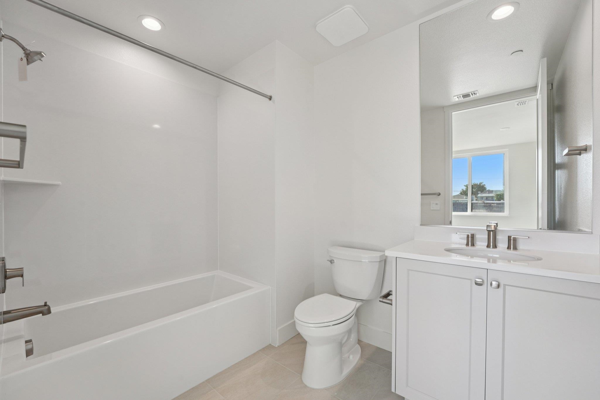 1933 Grand Street Alameda, CA 94501 - Photo 29 of 50