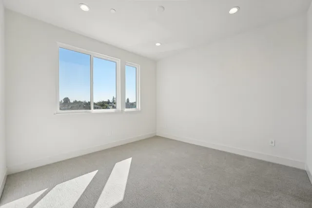 $1,174,961 | 1933 Grand Street, Alameda, CA 94501