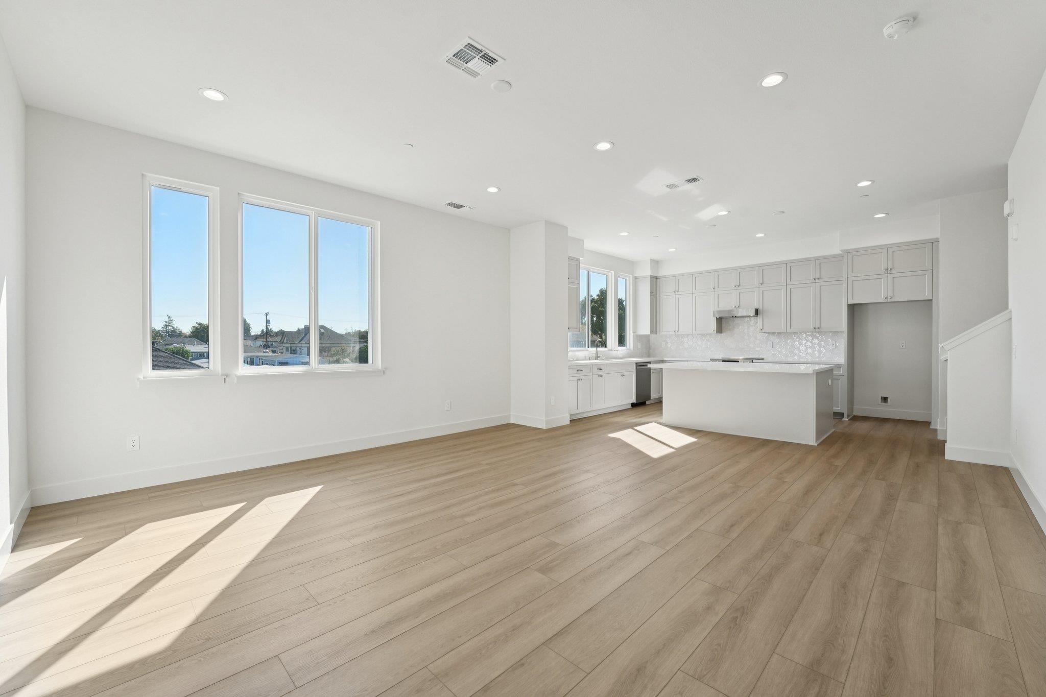 1933 Grand Street Alameda, CA 94501 - Photo 9 of 50