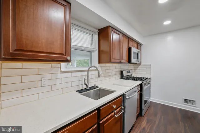 $4,000 | 10802 Blossom Lane, Silver Spring, MD 20903