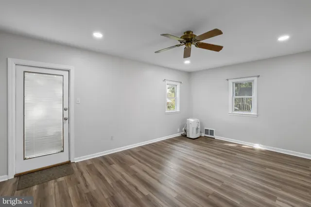 $4,000 | 10802 Blossom Lane, Silver Spring, MD 20903