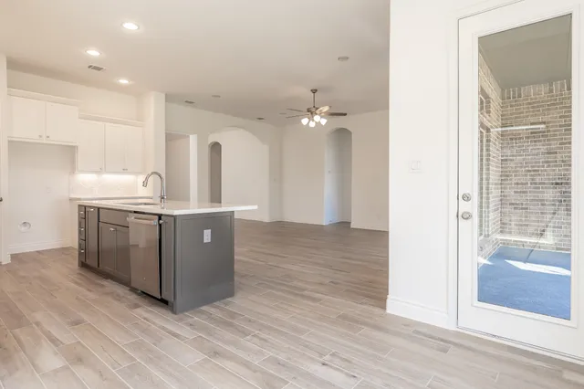 $3,500 | 28503 Damon Crk Lane, Fulshear, TX 77441