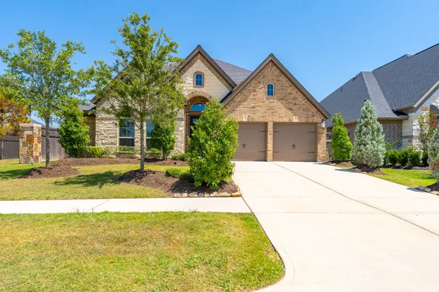 $3,500 | 28503 Damon Crk Lane, Fulshear, TX 77441