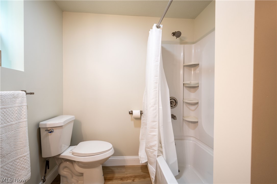 9845 Chardon Road Chardon, OH 44024 - Photo 18 of 29 Gallery Image 18