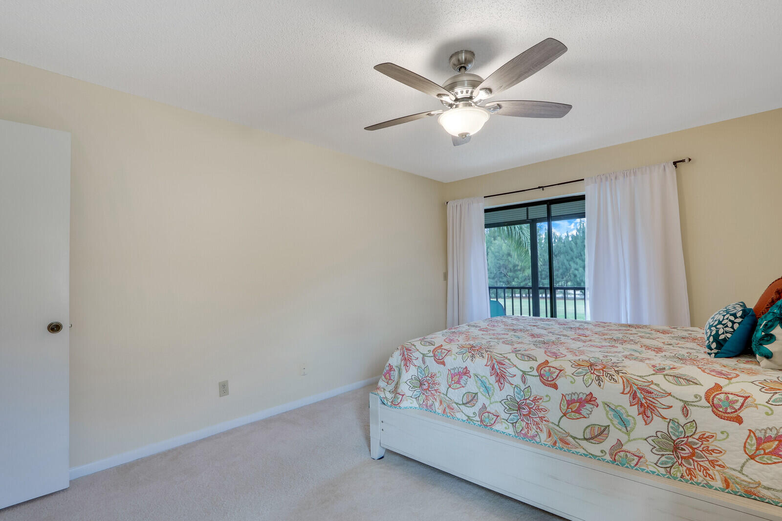 202 Pinecrest Circle, Unit F Jupiter, FL 33458 - Photo 13 of 22 16_Image_16_mls