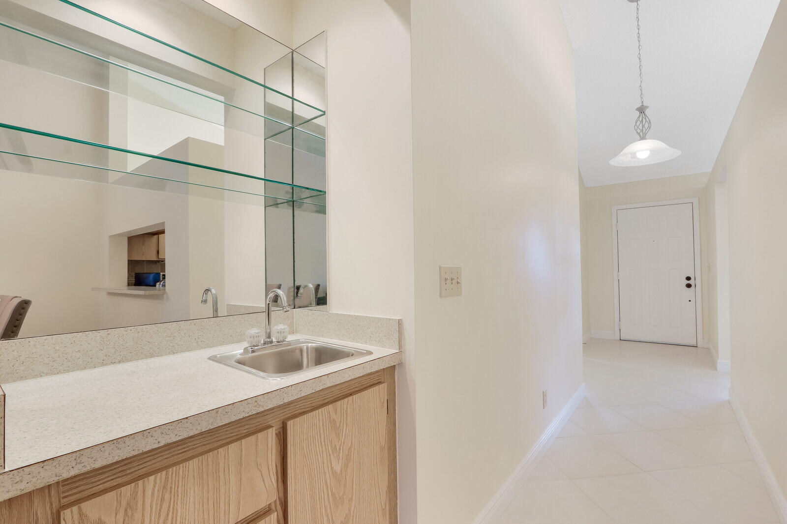 202 Pinecrest Circle, Unit F Jupiter, FL 33458 - Photo 4 of 22 05_Image_5_mls