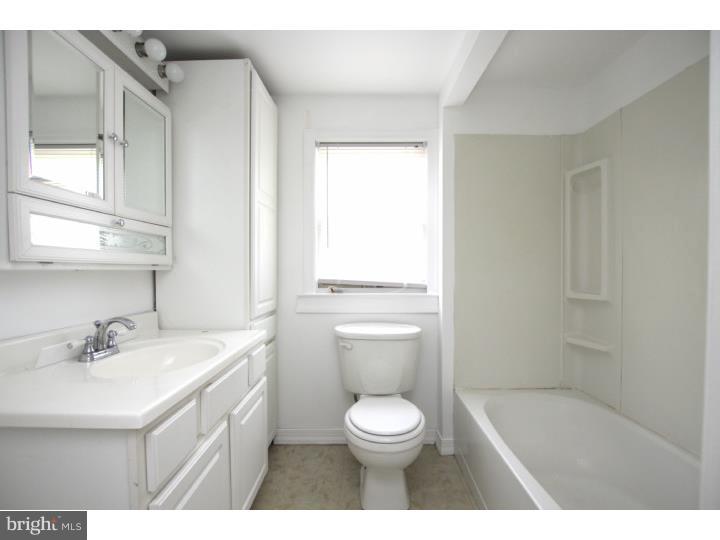 905 Ridgeway Street Gloucester City, NJ 08030 - Photo 14 of 25