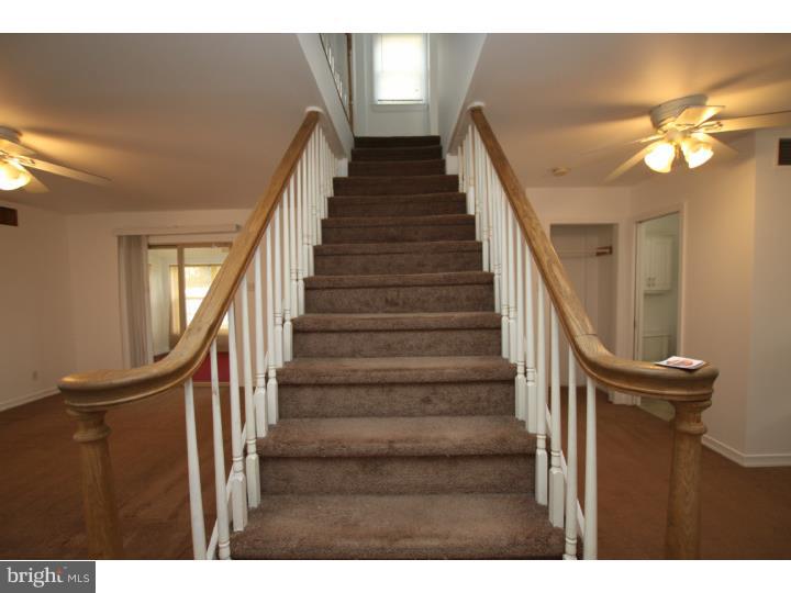 905 Ridgeway Street Gloucester City, NJ 08030 - Photo 4 of 25