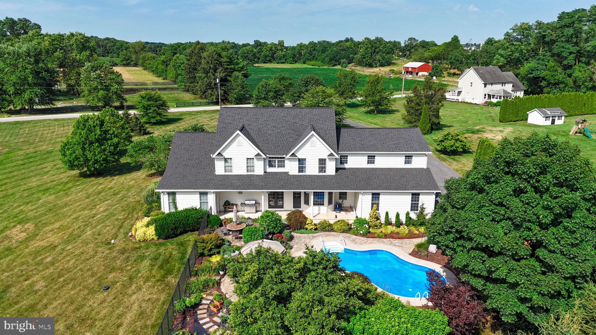 151 Hickorytown Road Carlisle, PA 17015 - Photo 3 of 52