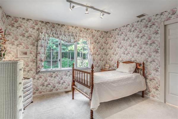 124 Hayden Road Groton, MA 01450 - Photo 18 of 30