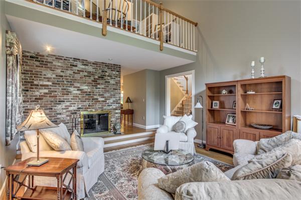 124 Hayden Road Groton, MA 01450 - Photo 5 of 30
