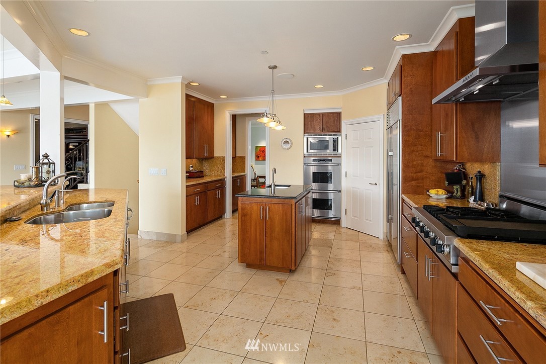 6437 Ripley Ln S East Renton, WA 98056 - Photo 7 of 25