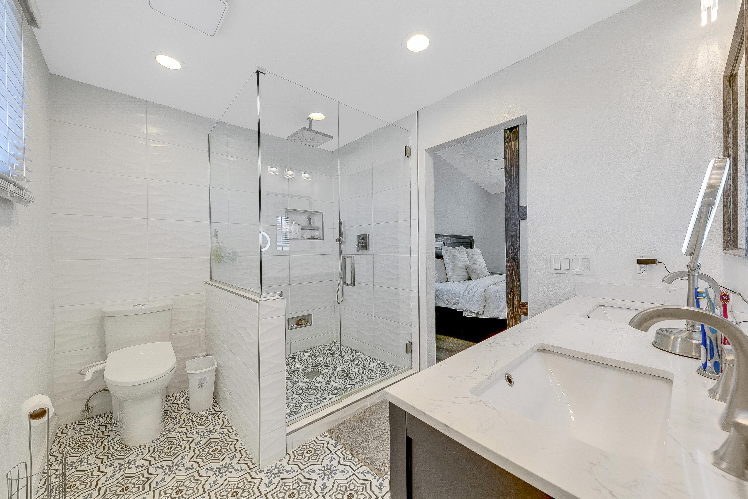 45587 Indian River Road Indio, CA 92201 - Photo 30 of 67 56 MASTER SHOWER FULL