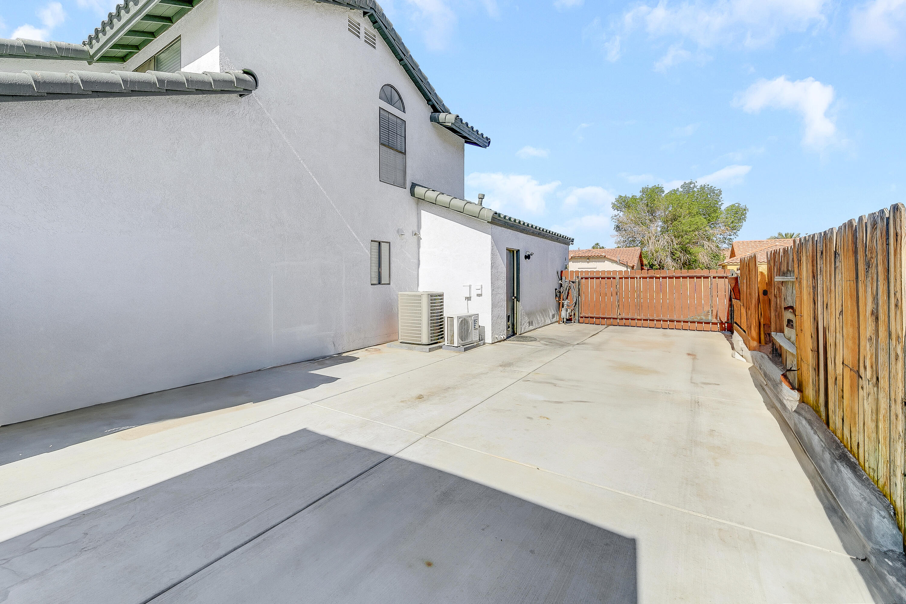 45587 Indian River Road Indio, CA 92201 - Photo 39 of 67 67 SIDE FULL