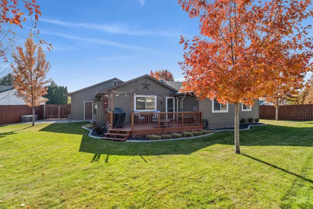 $479,999 | 1050 East Cougar Creek Court, Meridian, ID 83646