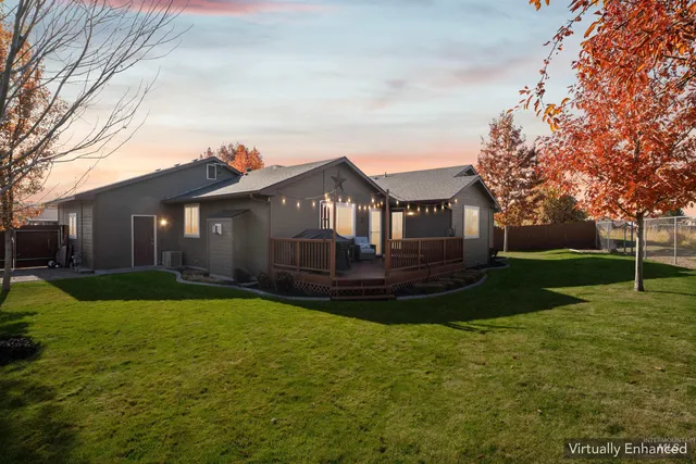 $479,999 | 1050 East Cougar Creek Court, Meridian, ID 83646