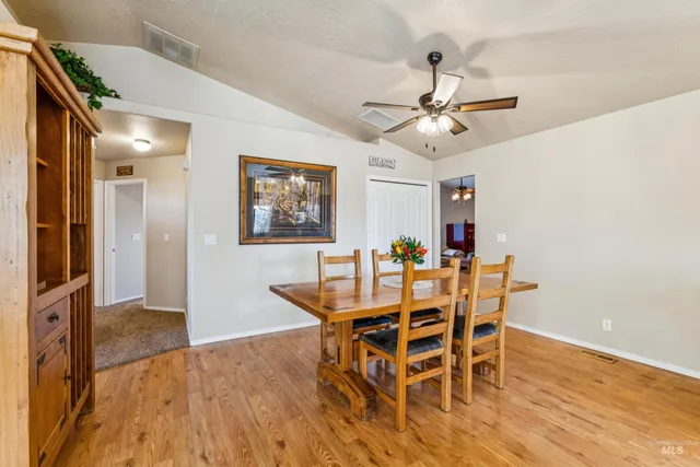 $479,999 | 1050 East Cougar Creek Court, Meridian, ID 83646