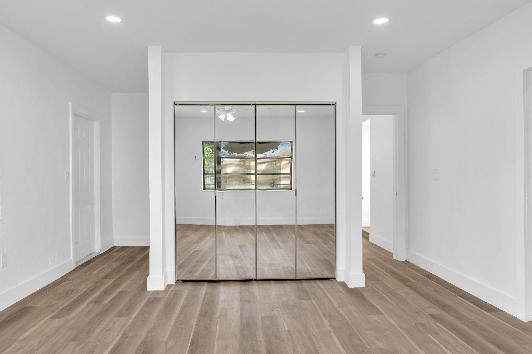 5361 Flagler Street Hollywood, FL 33021 - Photo 13 of 34 Photo 13