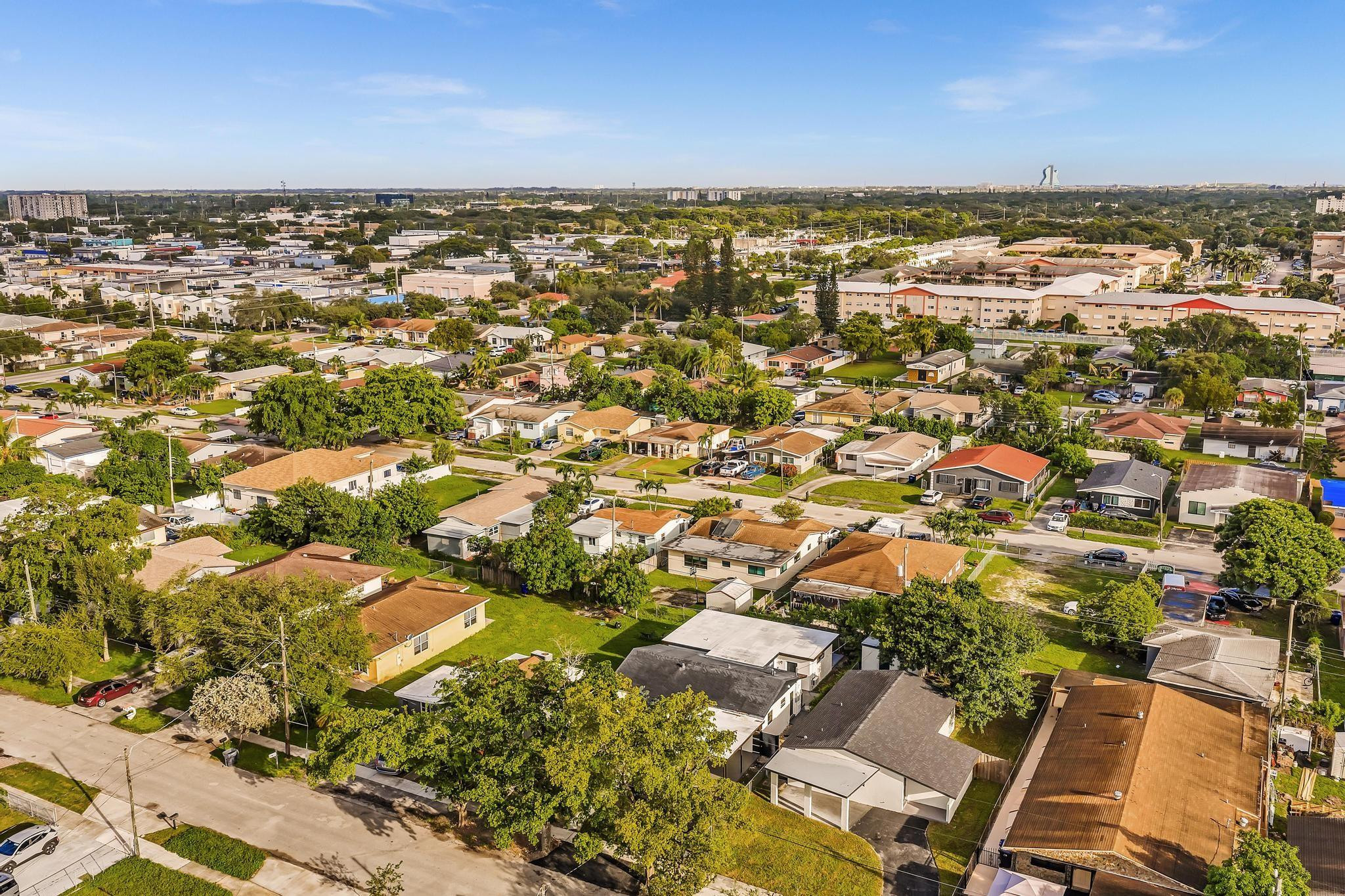 5361 Flagler Street Hollywood, FL 33021 - Photo 25 of 34 Photo 25