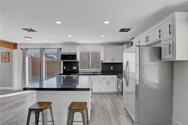 $3,400 | 9931 Sparrow Ridge Avenue, Las Vegas, NV 89117