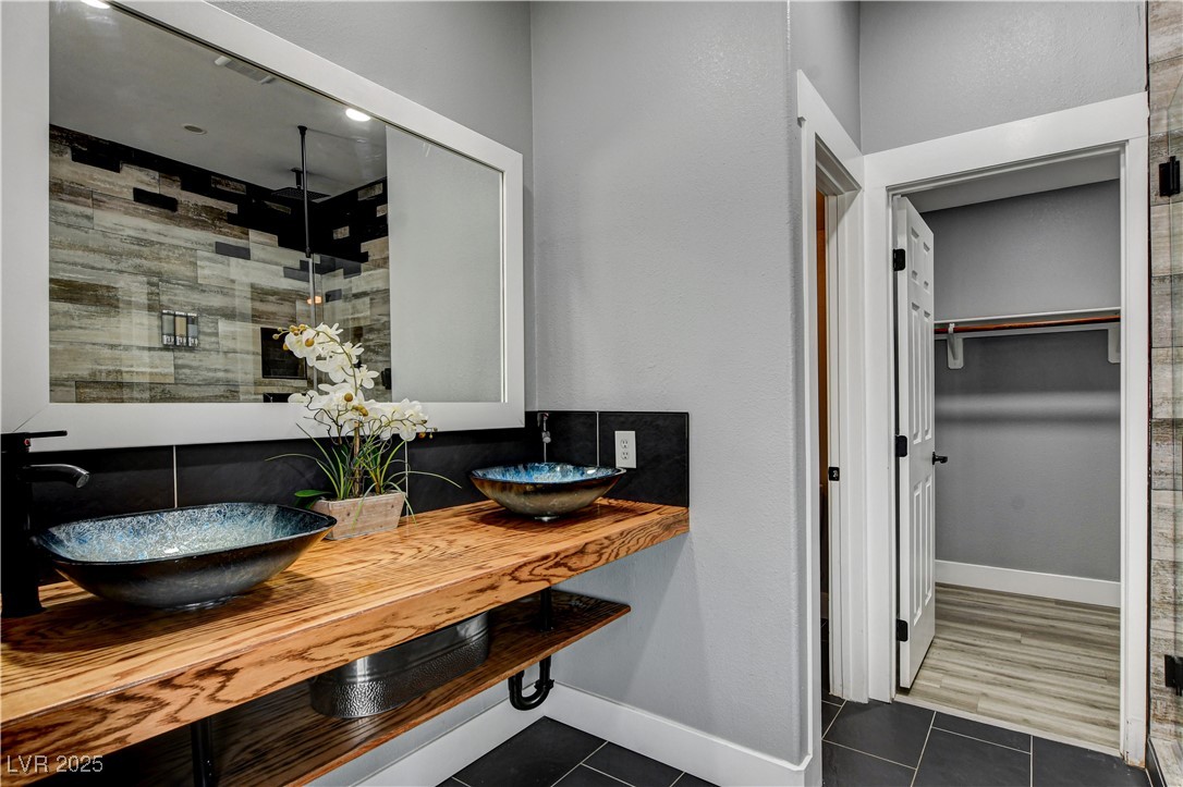 9931 Sparrow Ridge Avenue Las Vegas, NV 89117 - Photo 32 of 58