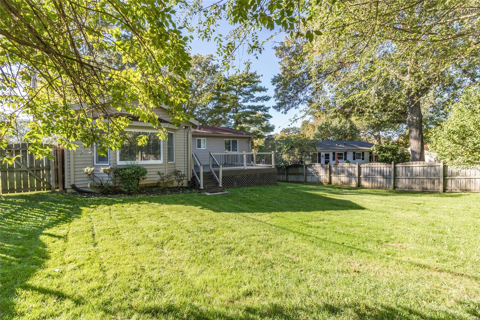 123 Oakside Lane Kirkwood, MO 63122 - Photo 25 of 27