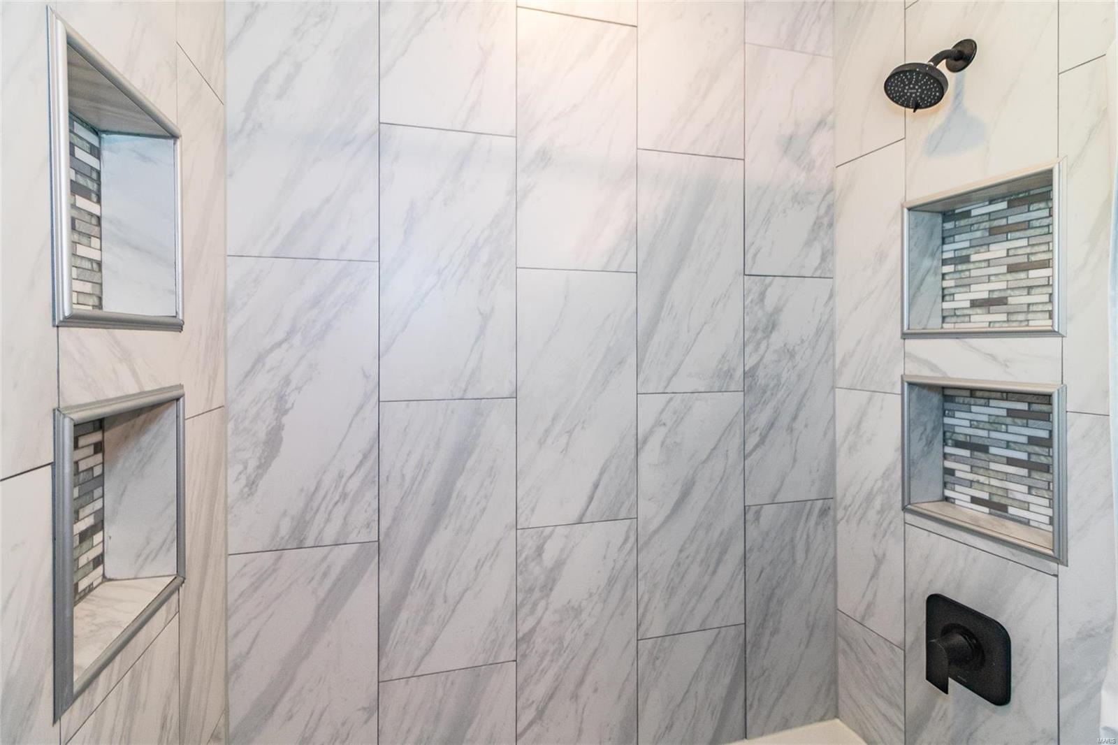 123 Oakside Lane Kirkwood, MO 63122 - Photo 8 of 27