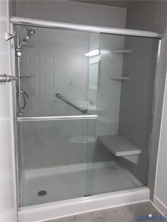 3901 McTyres Cove Court Midlothian, VA 23112 - Photo 10 of 11 a bathroom with a shower