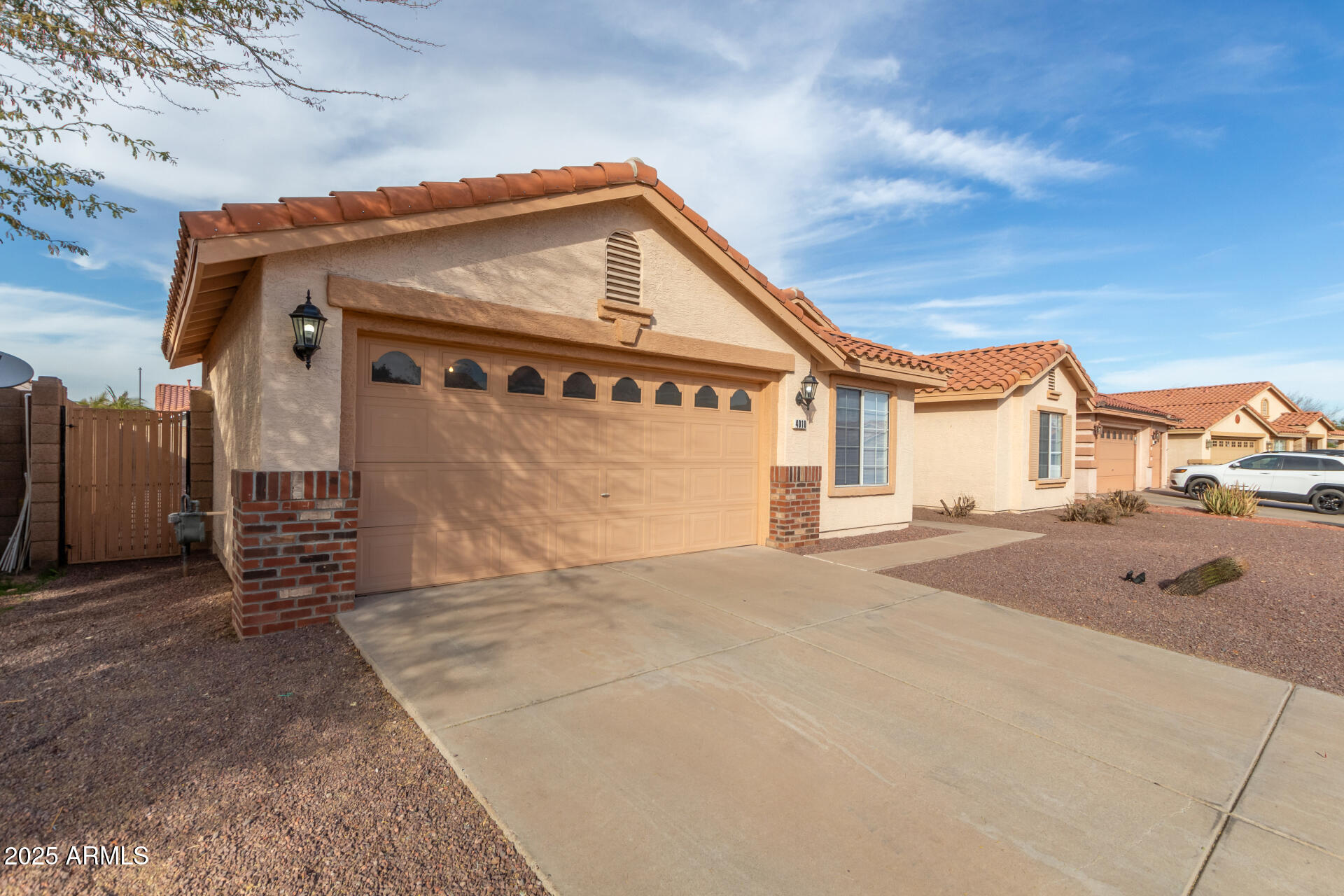 4010 West Wethersfield Road Phoenix, AZ 85029 - Photo 2 of 43 a view of a house with a outdoor space