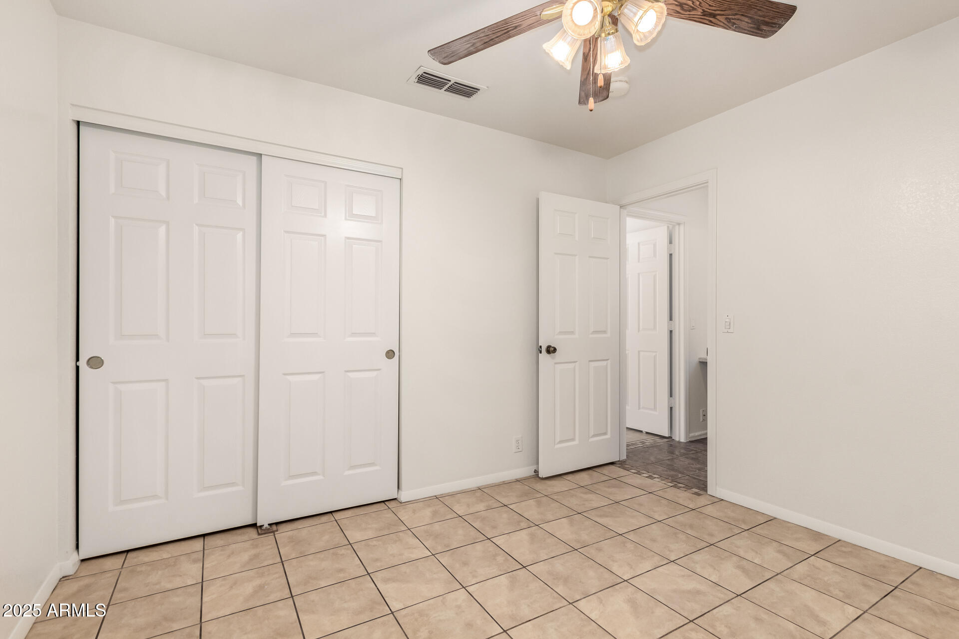 4010 West Wethersfield Road Phoenix, AZ 85029 - Photo 28 of 43 a view of an empty room