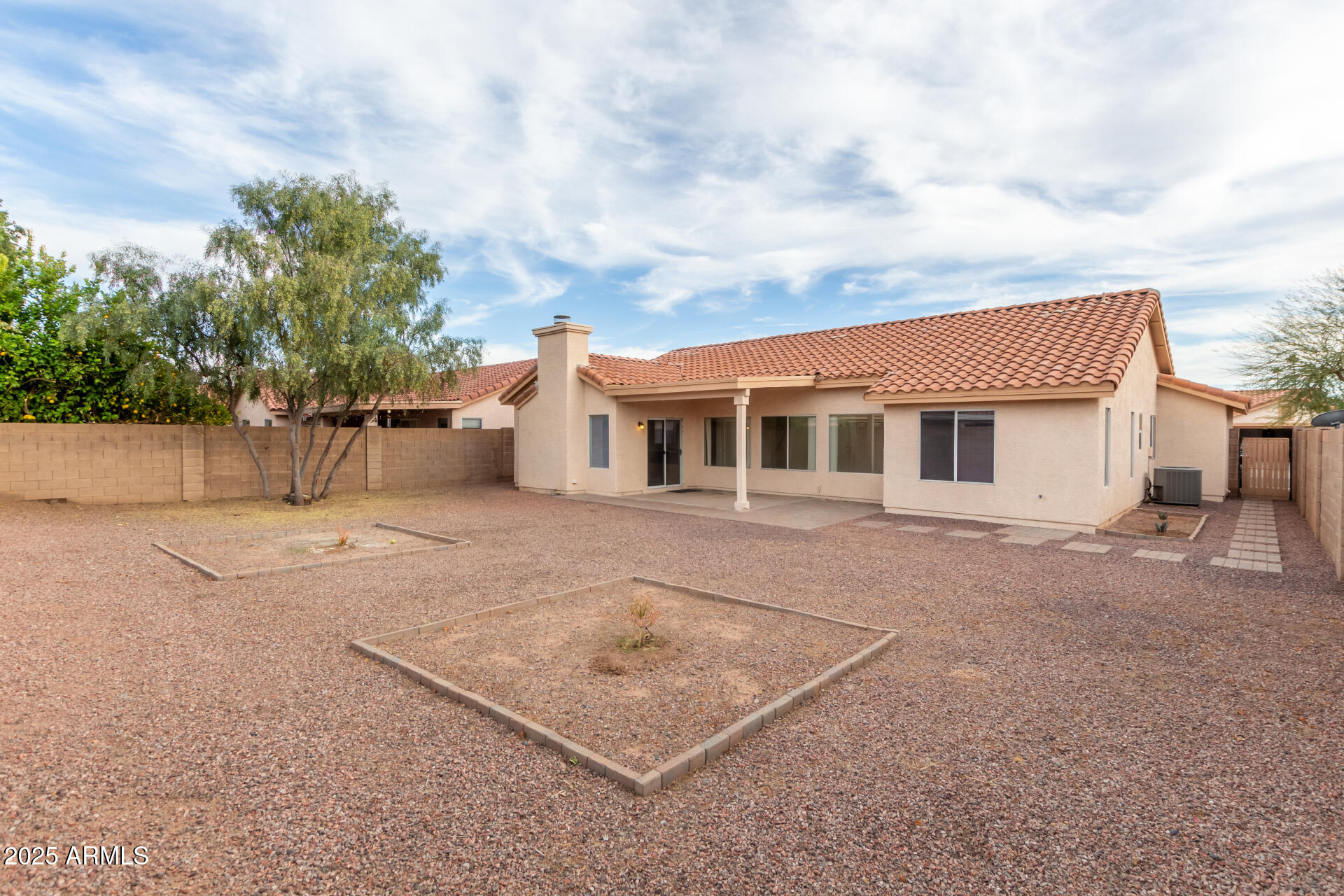 4010 West Wethersfield Road Phoenix, AZ 85029 - Photo 35 of 43 front view of house with a yard