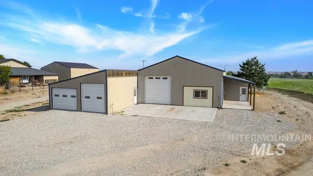 $675,000 | 5720 Southeast 3rd Avenue, New Plymouth, ID 83655