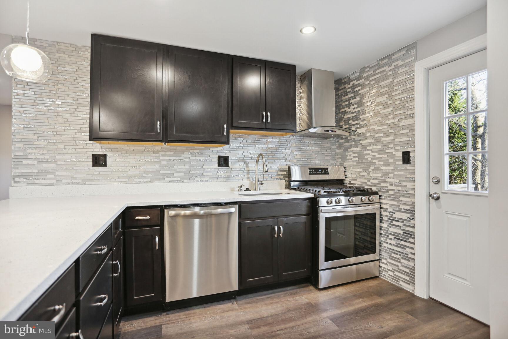 110 Hamilton Avenue Silver Spring, MD 20901 - Photo 5 of 15 Kitchen