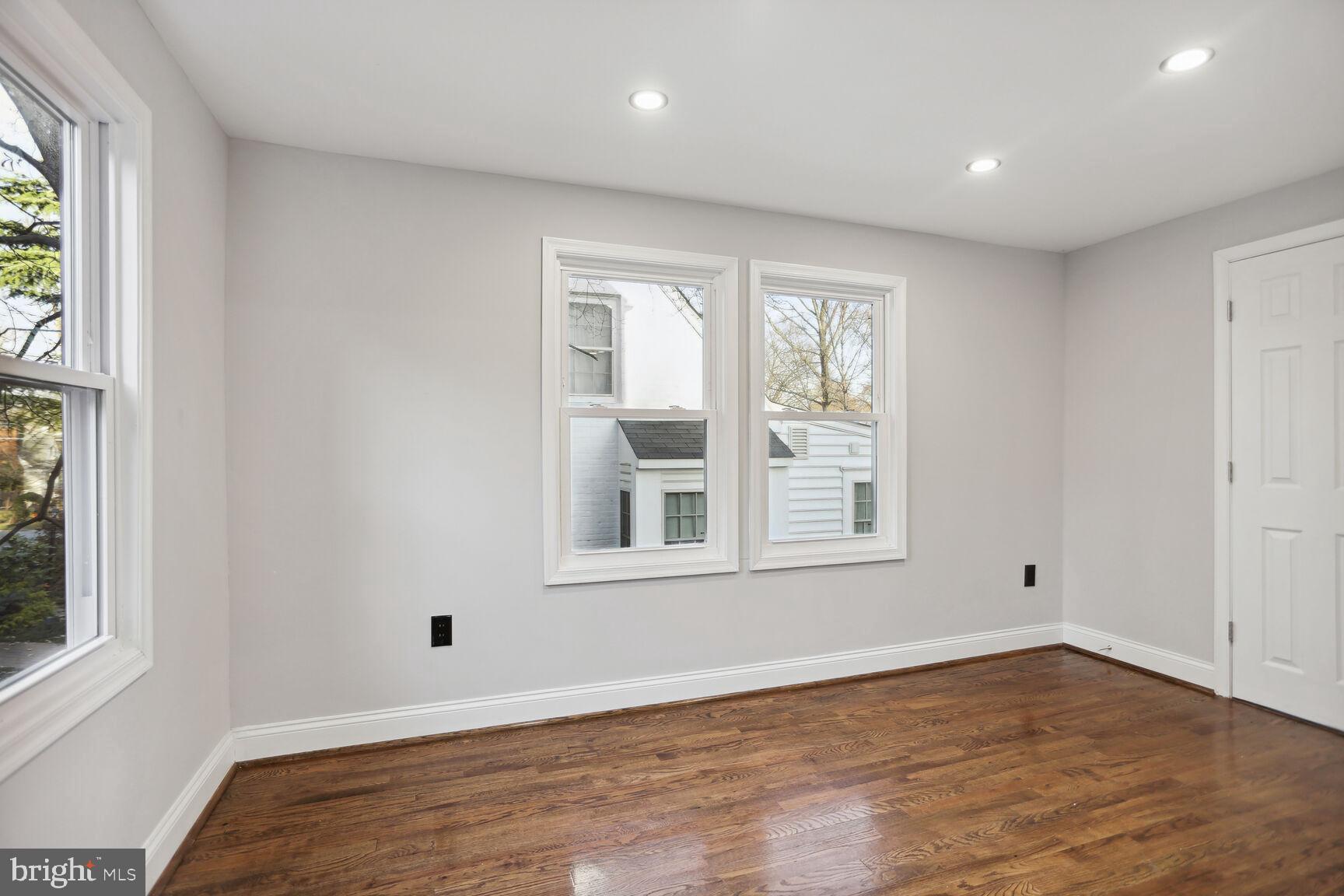 110 Hamilton Avenue Silver Spring, MD 20901 - Photo 6 of 15 Den or Office