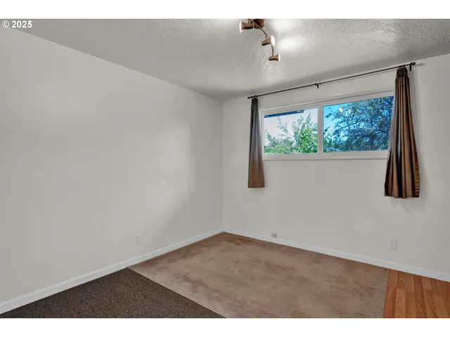 $425,000 | 2130 Grant Street, Eugene, OR 97405