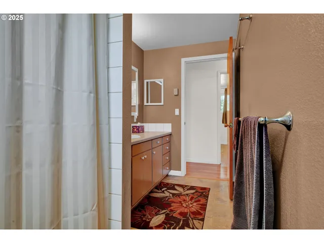 $425,000 | 2130 Grant Street, Eugene, OR 97405