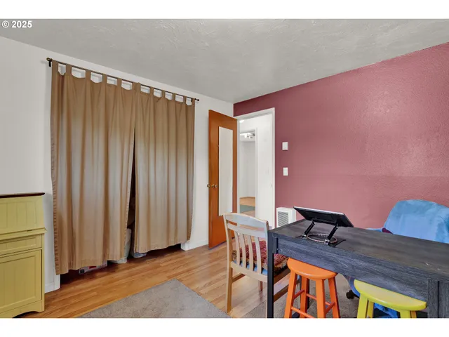 $425,000 | 2130 Grant Street, Eugene, OR 97405