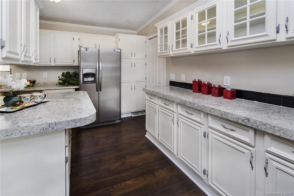 7010 Executive Circle Denver, NC 28037 - Photo 11 of 22