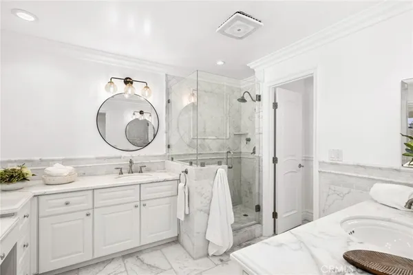 $3,595,000 | 15 Curl Drive, Corona del Mar, CA 92625