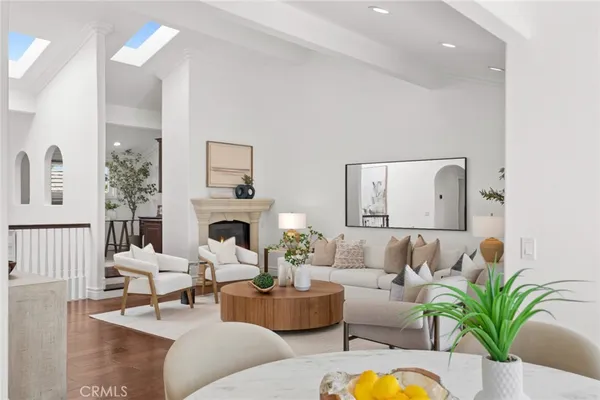$3,595,000 | 15 Curl Drive, Corona del Mar, CA 92625