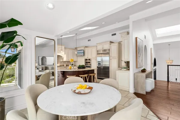 $3,595,000 | 15 Curl Drive, Corona del Mar, CA 92625