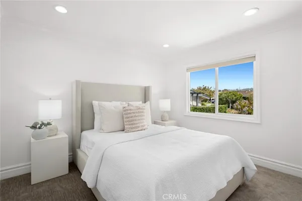 $3,595,000 | 15 Curl Drive, Corona del Mar, CA 92625