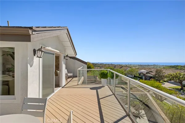 $3,595,000 | 15 Curl Drive, Corona del Mar, CA 92625