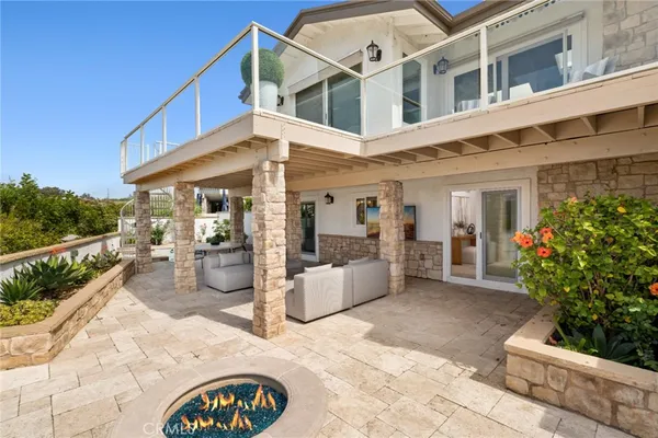$3,595,000 | 15 Curl Drive, Corona del Mar, CA 92625