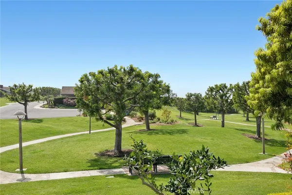 $3,595,000 | 15 Curl Drive, Corona del Mar, CA 92625