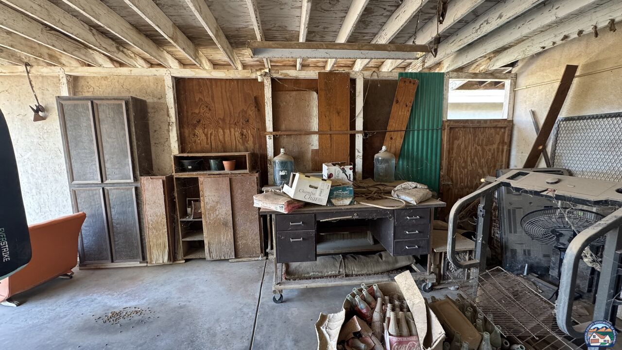 1760 Rio Vista Street Seeley, CA 92273 - Photo 4 of 11 Gallery Image 4