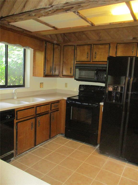 1631 Northwest 94th Street Gainesville, FL 32606 - Photo 5 of 24